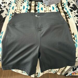 Black 7” shorts.